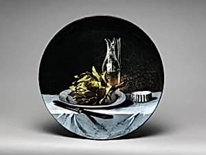 Charger with still life by François Laurin