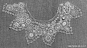 Collar by Unknown Artist