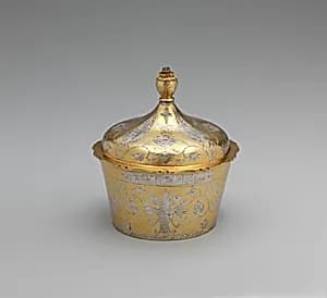 Cup with cover