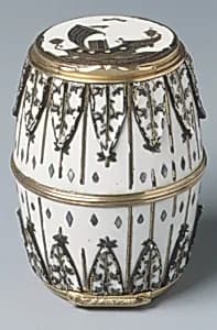 Double snuffbox