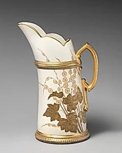 Ewer with gold floral motifs by Worcester factory