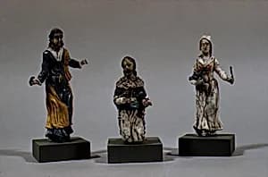 Female statuette by Unknown Artist