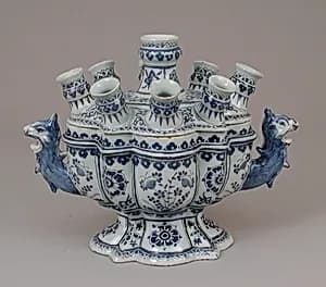 Flower vase