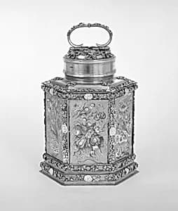 Hexagonal canister (Schraubflasche) by Jonas Laminit