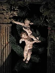 Joined pair of cherubs