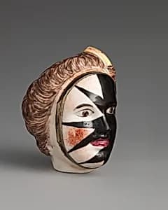 Lady's head by Mennecy|Chelsea Porcelain Manufactory
