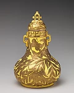 Lidded jar