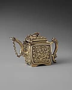 Miniature teapot by Joseph Willmore