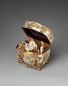 Nécessaire with watch by Unknown Artist