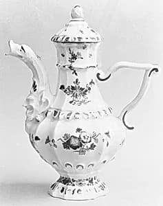 Oil pot by Meissen Manufactory