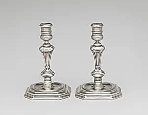 Pair of candlesticks
