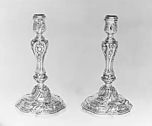 Pair of candlesticks
