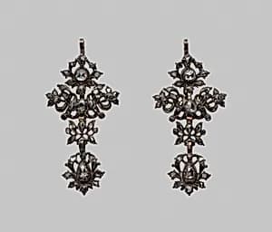 Pair of earrings by Unknown Artist