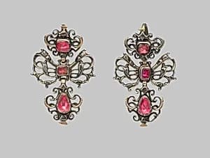 Pair of earrings by Unknown Artist