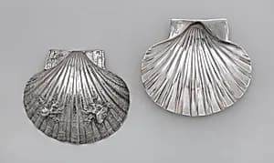 Pair of scallop shells by Paul de Lamerie