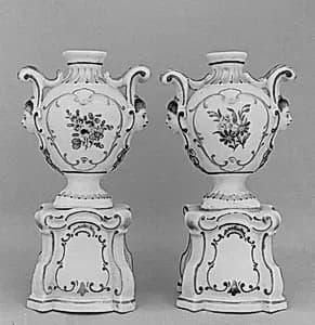 Pair of small vases