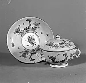 Porringer with cover and stand by Meissen Manufactory