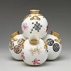 Quadruple orb vase by Worcester factory