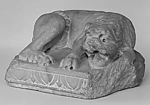 Reclining lion by Unknown Artist