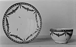 Saucer by Nyon