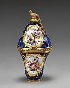 Scent bottle by Unknown Artist