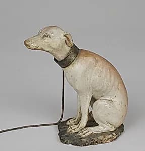 Seated hound by Saverio Vassalo