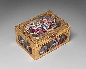 Snuffbox