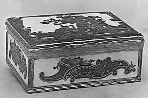 Snuffbox