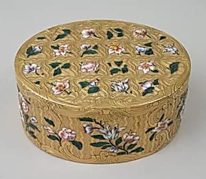 Snuffbox by Jean Frémin