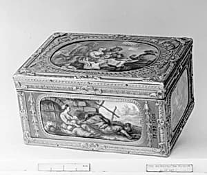 Snuffbox with genre scenes