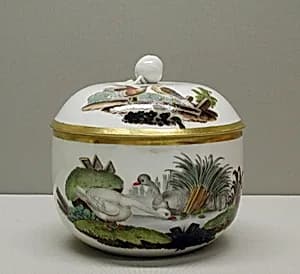 Sugar bowl