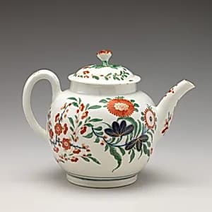 Teapot by Worcester factory