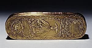 Tobacco box