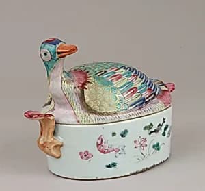 Tureen with cover by Unknown Artist