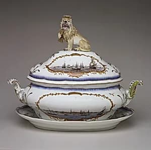 Tureen with cover by Meissen Manufactory