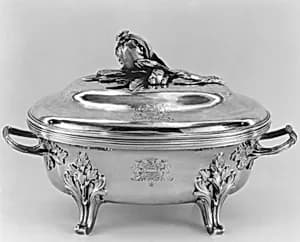 Tureen with cover by Joseph-Pierre-Jacques Duguay