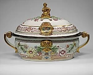 Tureen with cover