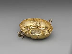 Two-handled bowl by Péter W. Kecskeméti