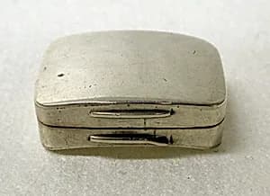 Vinaigrette box by Samuel Pemberton