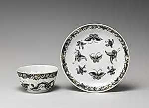Waste bowl and saucer by Worcester factory