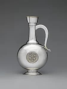 Wine decanter by Johannes Szakáll