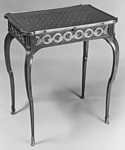 Writing table