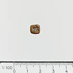 Bead, 3 sided by Unknown Artist