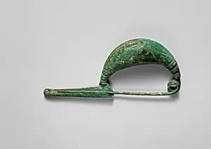 Bronze navicella-type fibula (safety pin) by Unknown Artist