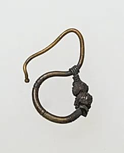 Earring, delta-shaped with beads by Unknown Artist