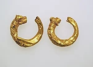 Earring, trumpet-shaped by Unknown Artist