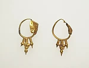 Earring with discs and pyramids by Unknown Artist