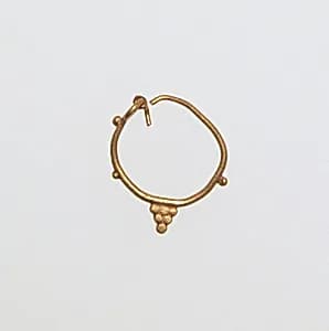 Earring with pyramid of balls by Unknown Artist