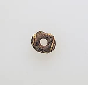 Glass eye bead by Unknown Artist