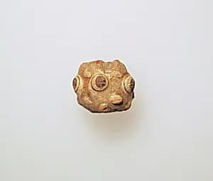 Glass eye bead by Unknown Artist